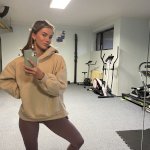 Karolína  - Cvičení s vlastní vahou